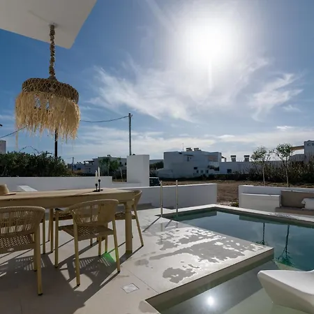 Chora With Swimming Pool * Andiparos