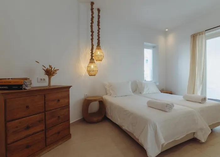 Chora With Swimming Pool Villa