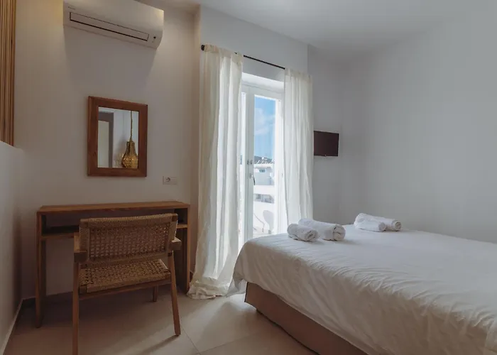 Chora With Swimming Pool *