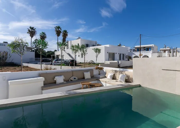 Chora With Swimming Pool Villa